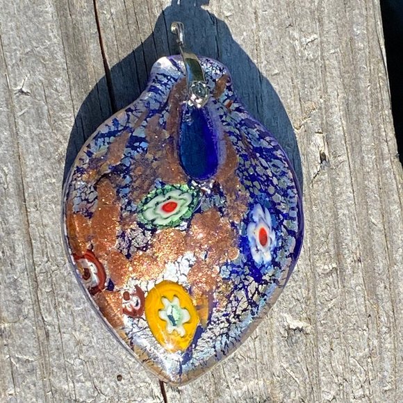 Beautiful Floral Millefiori Glass Pendant Multicolor Flowers 2 1/2" x 2 3/4" - Picture 3 of 8